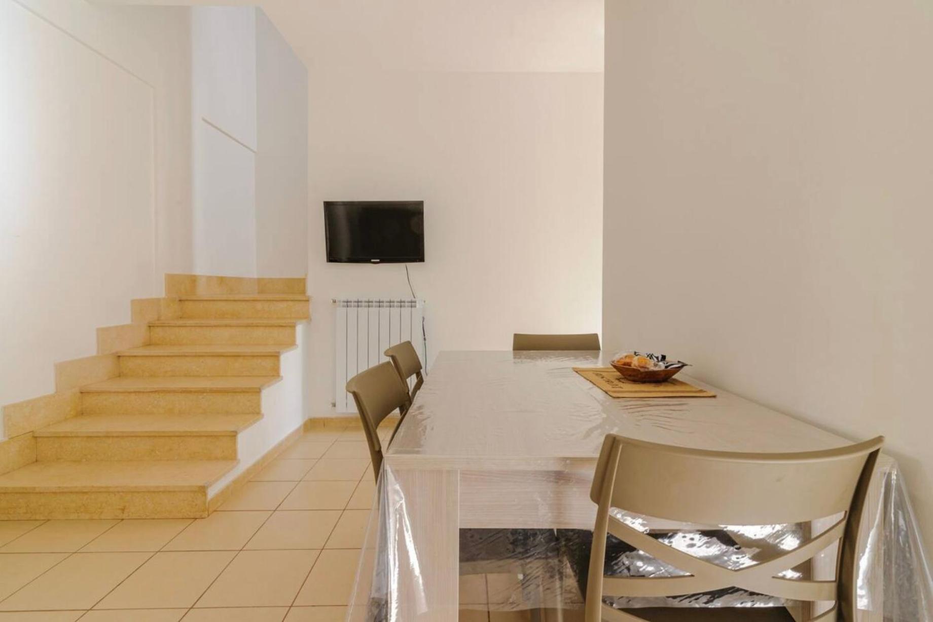 Indipendence Home Бриндизи Экстерьер фото
